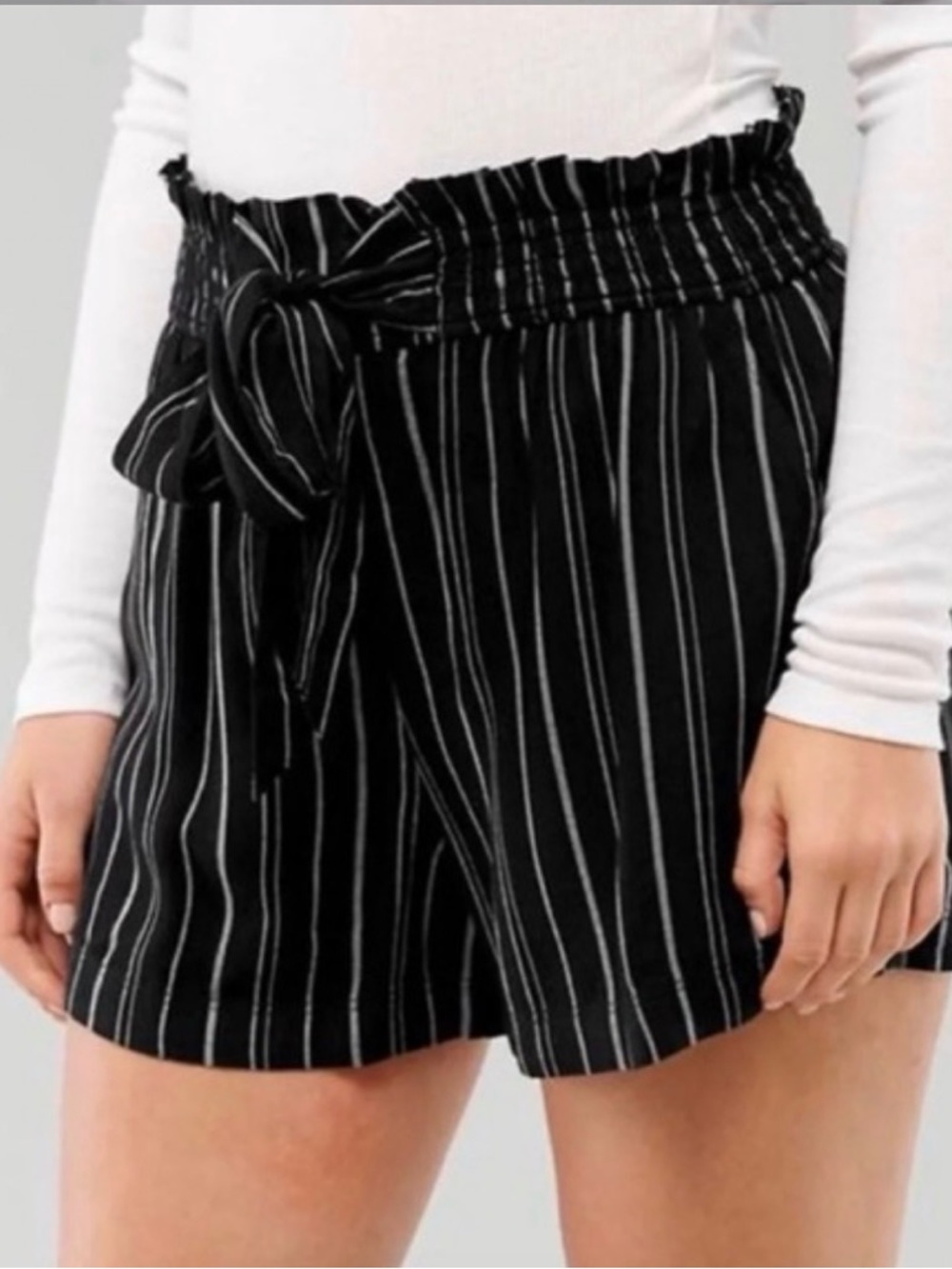Hollister Striped Black and White Women's Shorts